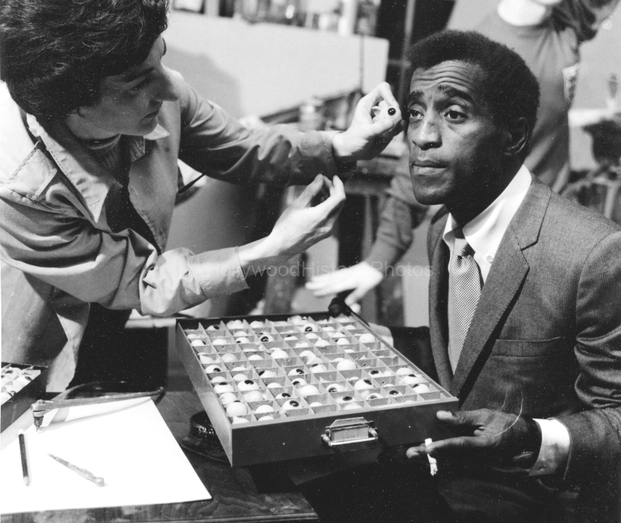 Sammy Davis Jr. 1963 glass eye WM.jpg